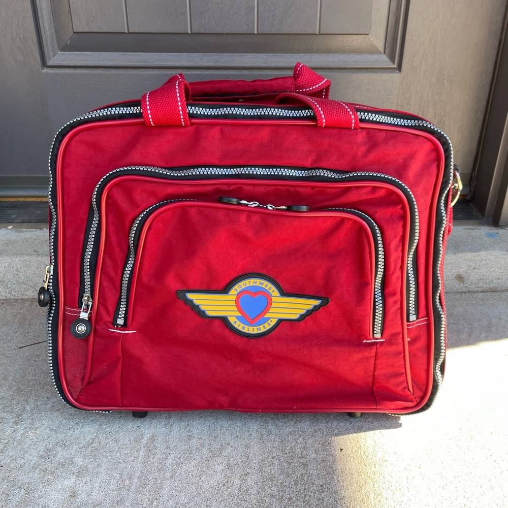 Southwest Airlines messenger laptop bag.